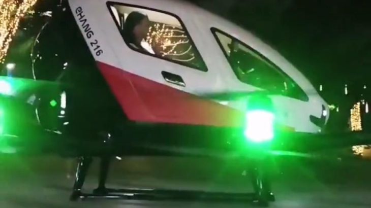 【動画】中国広州で無人飛行機が人を運ぶ。もう完全に未来都市で日本人も驚愕・・・